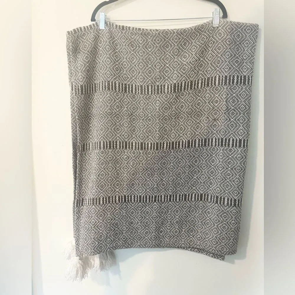 Elements by Erin Gates Printed Throw Blanket 50”x60”